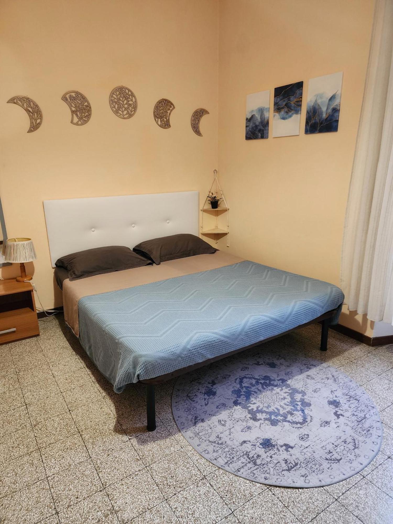 Cozy Haven Near San Giovanni Habitación en casa particular Roma